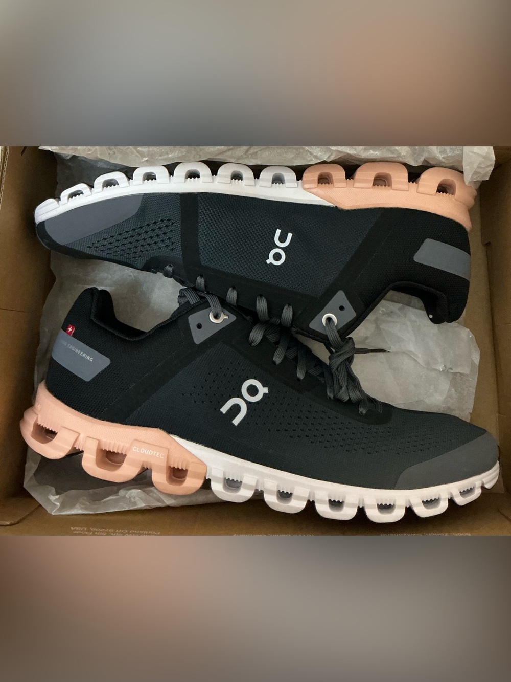 On Cloudflyer 4 Women’s Running Shoes Black Peach CloudTec Size 10